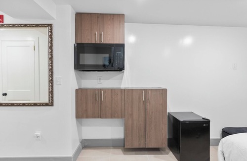 Wynnefield Apartamento | Cozy Comfortable and Quiet Queen Suite