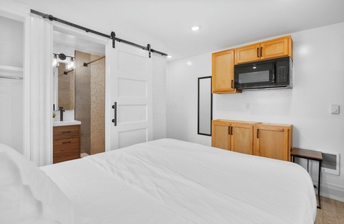 Wynnefield Apartamento | Cozy Comfortable and Quiet Double-bed Suite