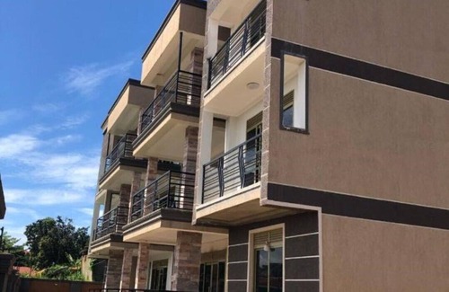 Kampala Apartamento | COZY CONDO