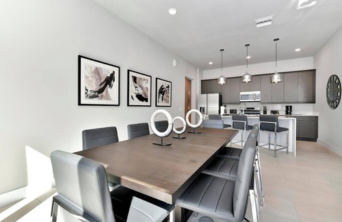 Reunion Hotel | Modern Condo with Large Outdoor Patio. Reunion Resort Water Park Access near Disney at Spectrum Resort Orlando by Rentyl – B9 #136