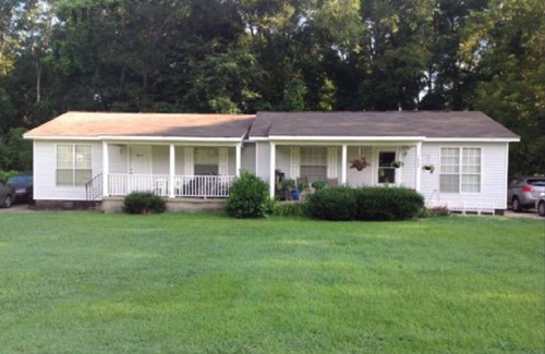 Jonesboro Apartamento | Cozy & Convenient 2BR Corporate Stay – Ideal for Relocation or Recovery