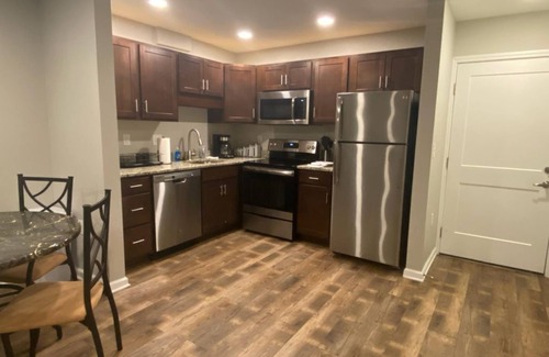 Amherst Apartamento | Cozy Corporate Living with a home like feel!