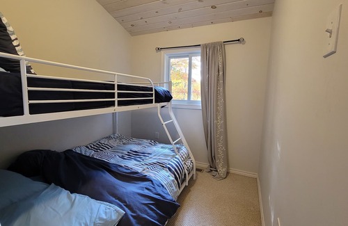 Washago Cabaña | Cozy cottage by the water!