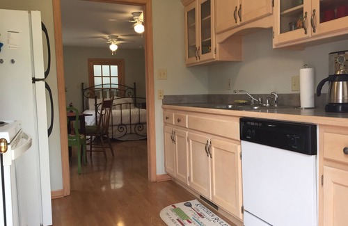 Manhattan Casa | Acogedora casa de campo, totalmente amueblado, tranquilo vecindario del centro