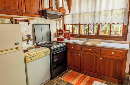 Makrilia Cabaña | Cozy cottage in a beautiful village. Super close to beaches ideal for families.