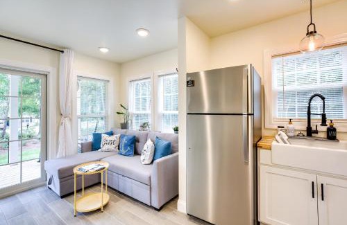 Southport Casa | Cozy Cottage Minutes to Downtown Southport!
