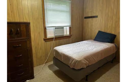 Waynesboro Casa | Cozy Cottage near Skiing, Gettysburg, and Hiking