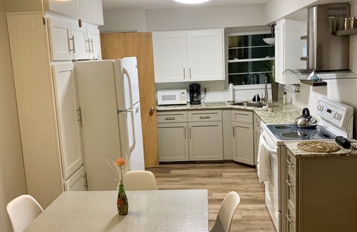 Holland Casa | Acogedora casa de campo cerca de la diversión de verano!