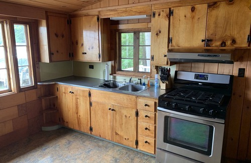 Meredith Cabaña | Cozy Cottage on Lake Winni