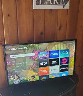 Carbondale Casa | Cozy Cottage - Sunrise and Lake Views - Shared Dock - Community Beach