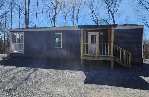 Springville Cabaña | Cozy cottage w/1 bedroom, WiFi, AC in tranquil Springville close to boat ramps