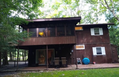 Hawley Cabaña | Cozy Country Cottage