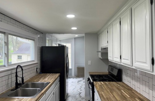 Derby Cabaña | Cozy Country Cottage