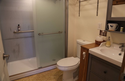 Middlebury - Warren Otro | Cozy country guest house