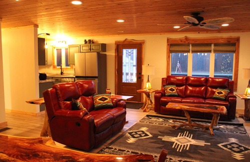Bath Casa | Cozy country retreat with hot tub — also accepting short term rentals