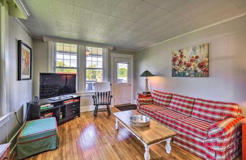 Damascus Casa | Cozy Damascus Cottage with Porch and Trail Access!