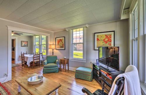 Damascus Casa | Cozy Damascus Cottage with Porch and Trail Access!