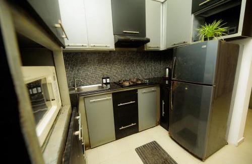 Dammakusala Mawatha Casa | Cozy Deluxe Room Near Ambalangoda Beach