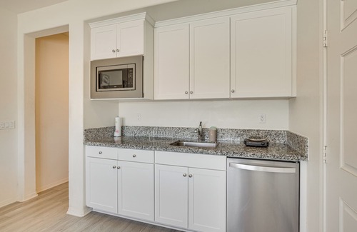 Victorville Apartamento | Cozy Desert Sanctuary 9 Mi to Mojave Narrows Park!