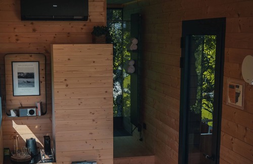 Sellano Cabina | Cozy design tree house, your retreat in the middle of the Umbrian mountains.