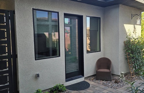 Las Vegas Apartamento | Cozy detached guest house in enchanting Summerlin Las Vegas with AC, WiFi, Gym