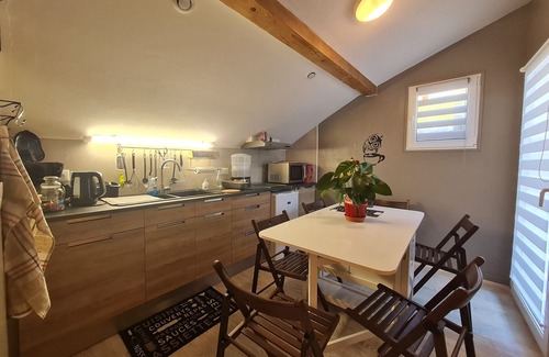 Rochesson Cama Y Desayuno | Habitación doble en Rochesson, 10 km de Gérardmer, acceso independiente, comidas tradicionales