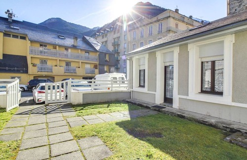 Cauterets Apartamento | Estudio Dúplex en Planta Baja, Centro, para 4 Personas