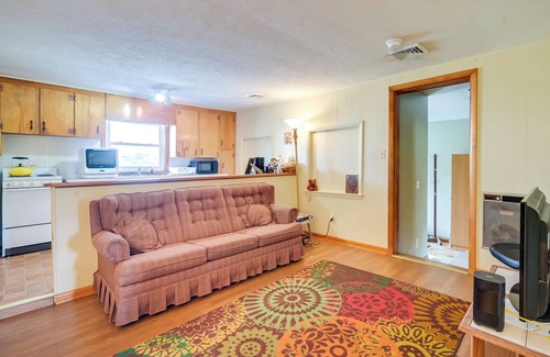 Fairfield Cabaña | Cozy Fairfield Escape Near Historic Sites