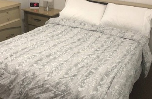 Wymbolwood Beach Casa | Cozy Family Cottage in Tiny