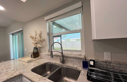 East County Civic Group Casa | Cozy Family Escape in Valrico FL