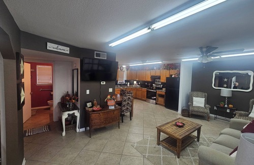 Hughes Springs Casa | Cozy, family-friendly guest home in Northeast Texas!