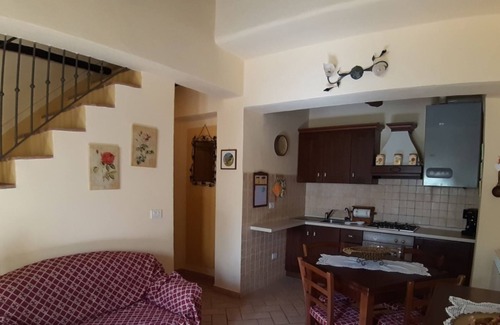Bollano Villa | Cozy farmhouse near Montalcino