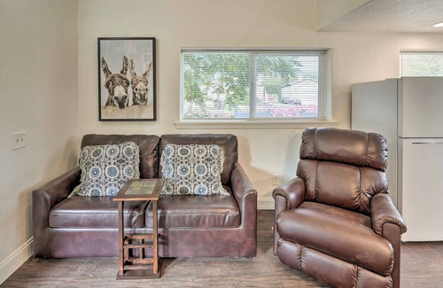 Ferndale Apartamento | Cozy Ferndale Studio on 20-Acre Working Farm!