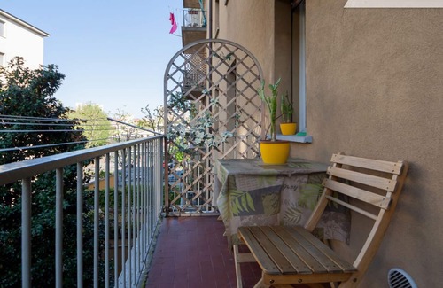 Bolognina Apartamento | PISO FAMILIAR CON GARAJE / CAJA PRIVADA GRATUITA Y PARA USTED BIENVENIDO TORTA