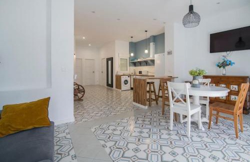 La Petxina Apartamento | Cozy Flat in City Center Feel the Vibe SelfCheckIn