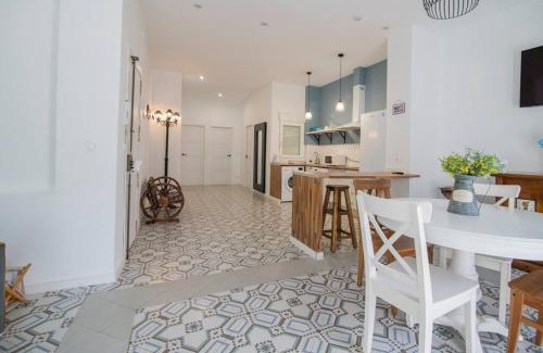 La Petxina Apartamento | Cozy Flat in City Center Feel the Vibe SelfCheckIn