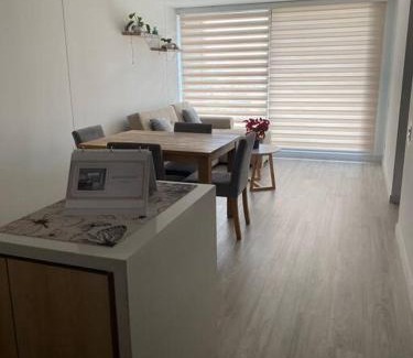 Chapinero Apartamento | Cozy flat in Financial District!