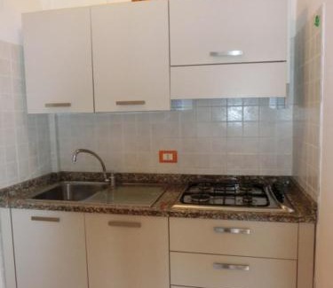 Bibione Pineda Apartamento | Cozy flat with sunlit balcony retreat - Beahost