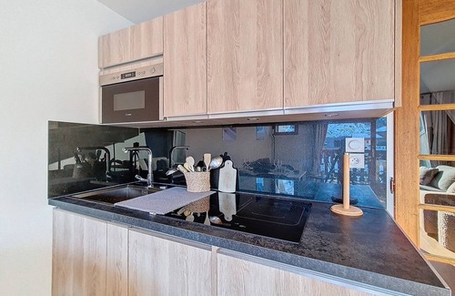 Saint-Martin-de-Belleville Apartamento | Cozy apartment with mezzanine and balcony, ski-in/ski-out, Wi-Fi included