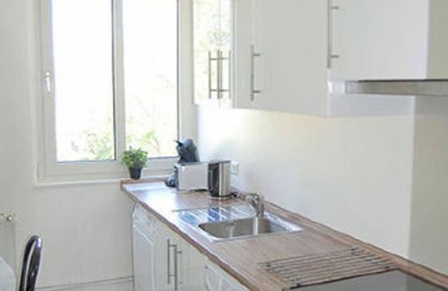 Westend Apartamento | Cozy furnished apartment with balcony, quiet, central, long term rental