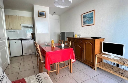 Cambo-les-Bains Apartamento | Acogedor T1 bis con piscina, jardín y parking en Cambo-les-Bains