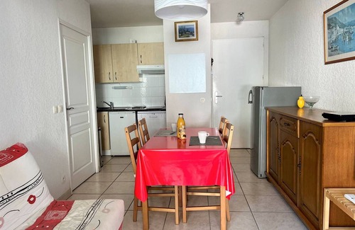 Cambo-les-Bains Apartamento | Acogedor T1 bis con piscina, jardín y parking en Cambo-les-Bains