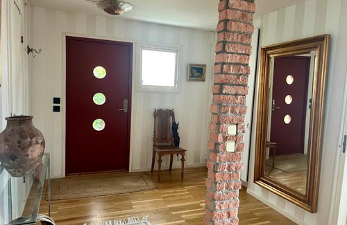 Bastad Casa | Cozy Guest Rooms in a Charming Båstad Villa, Prime Location near the Sea