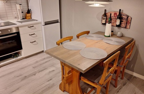 Enkoping Casa | Cozy Guesthouse 600m From The Beach