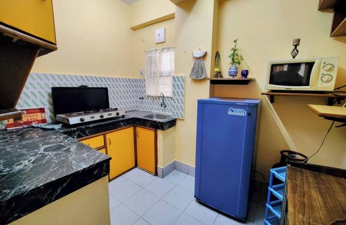 Sualkuchi Apartamento | Cozy Guwahati Apartment With City & Mountain Views
