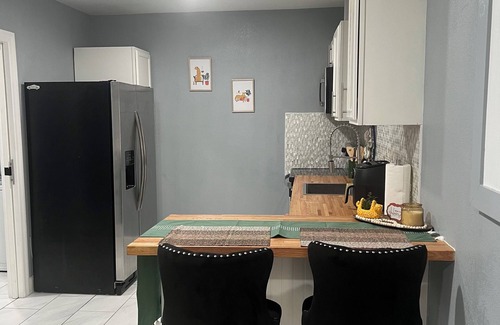 Cypress Gardens Apartamento | Cozy Haven Apartment