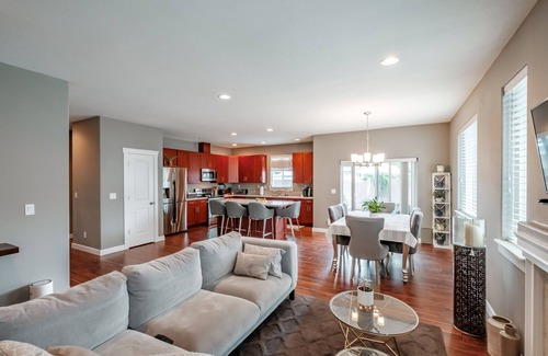 Salem Casa | Acogedora y conveniente casa en Hayesville