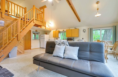 Longbranch Apartamento | Cozy Hideaway on Key Peninsula w/ Serene Views!