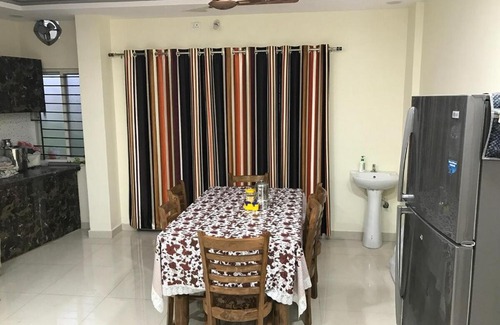 Bhopal Apartamento | Cozy holiday home at Shahpura Lake