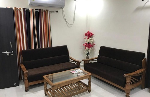 Bhopal Apartamento | Cozy holiday home at Shahpura Lake